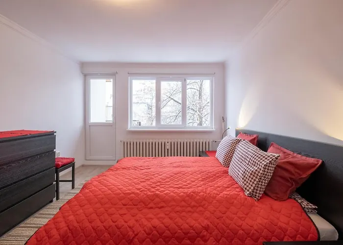 Apartment Lz Spacious One Bedroom In Centre By Flat Mаnager