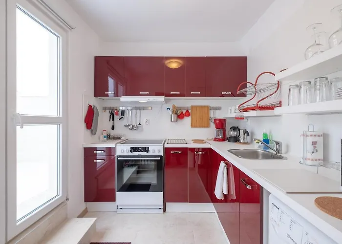 Apartment Lz Spacious One Bedroom In Centre By Flat Mаnager